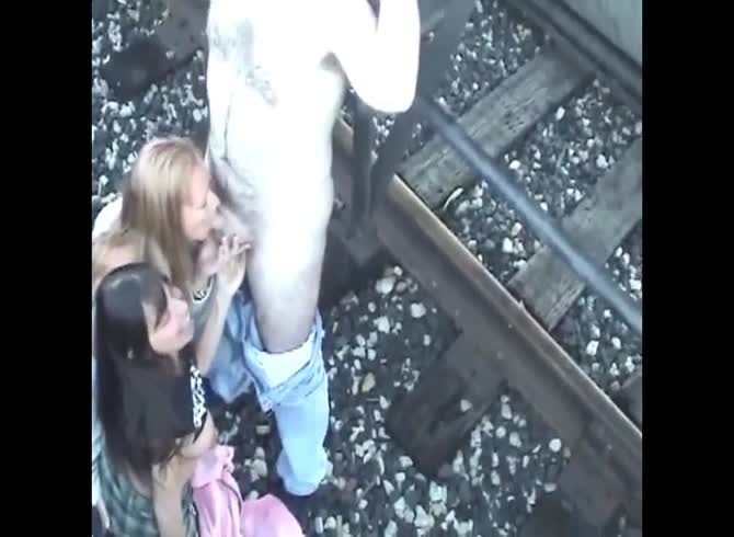 Video :Tied-up homeless dude getting his dick sucked